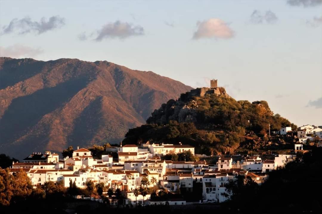 Appartamento Casa Rural Sierras De Gaucín Esterno foto