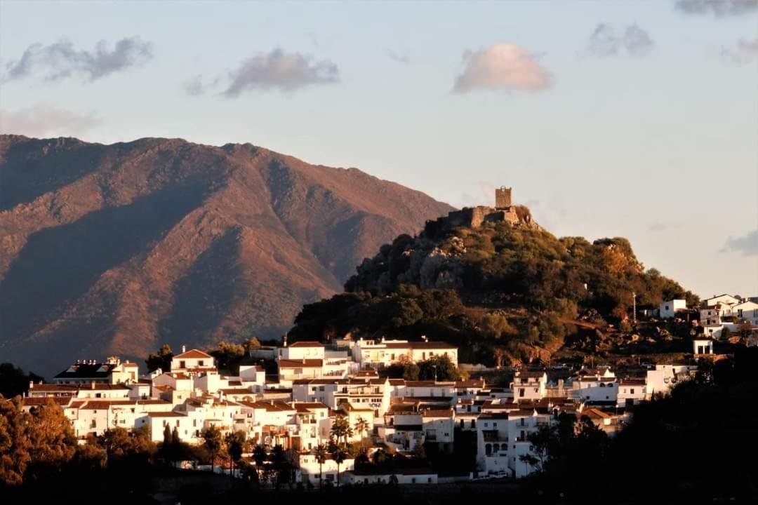 Casa Rural Sierras De Gaucín Esterno foto